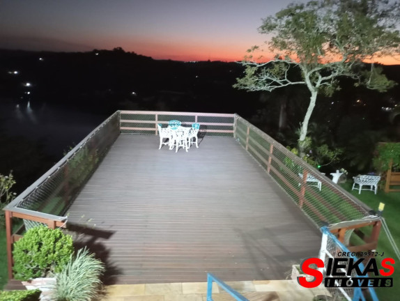 Imóvel com 6 Quartos à Venda, 650 m² em Chácaras Condomínio Recanto Pássaros Ii - Jacareí