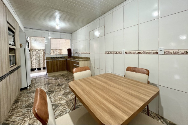 Imagem Casa com 2 Quartos à Venda, 75 m² em São José - Canoas