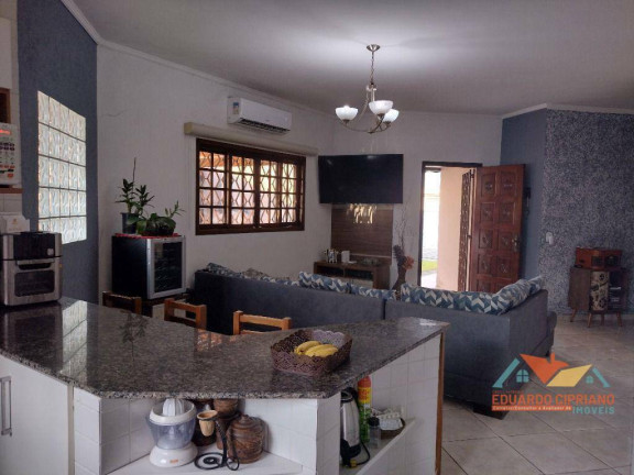Imagem Casa com 2 Quartos à Venda, 126 m² em Jardim Britânia - Caraguatatuba Imagem Casa com 2 Quartos à Venda, 126 m² em Jardim Britânia - Caraguatatuba