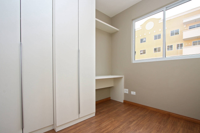 Imagem Apartamento com 2 Quartos à Venda, 50 m² em Capão Raso - Curitiba