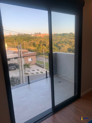 Imagem Casa de Condomínio com 3 Quartos à Venda, 165 m² em Horto Florestal Villagio - Sorocaba Imagem Casa de Condomínio com 3 Quartos à Venda, 165 m² em Horto Florestal Villagio - Sorocaba