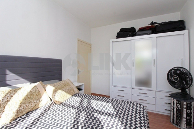Imagem Apartamento com 2 Quartos à Venda, 66 m² em Moinhos De Vento - Porto Alegre