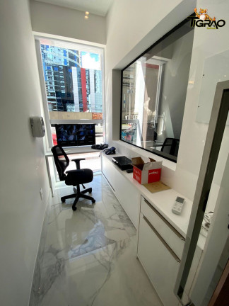 Imagem Apartamento com 4 Quartos à Venda, 196 m² em Meia Praia - Itapema Imagem Apartamento com 4 Quartos à Venda, 196 m² em Meia Praia - Itapema
