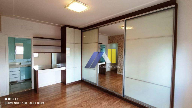 Imagem Apartamento com 3 Quartos à Venda, 155 m² em Centro - Pouso Alegre Imagem Apartamento com 3 Quartos à Venda, 155 m² em Centro - Pouso Alegre