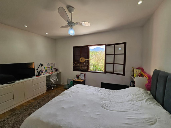 Imagem Casa com 4 Quartos à Venda, 255 m² em Posse - Teresópolis