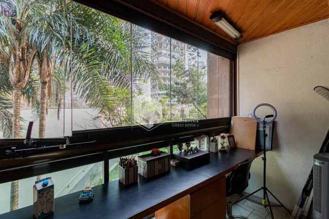 Imagem Apartamento com 4 Quartos à Venda, 225 m² em Jardim Fonte Do Morumbi - São Paulo