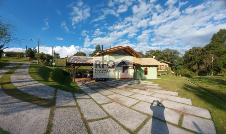 Imagem Imóvel com 3 Quartos à Venda, 325 m² em Rio Preto - Santo Antonio Do Pinhal