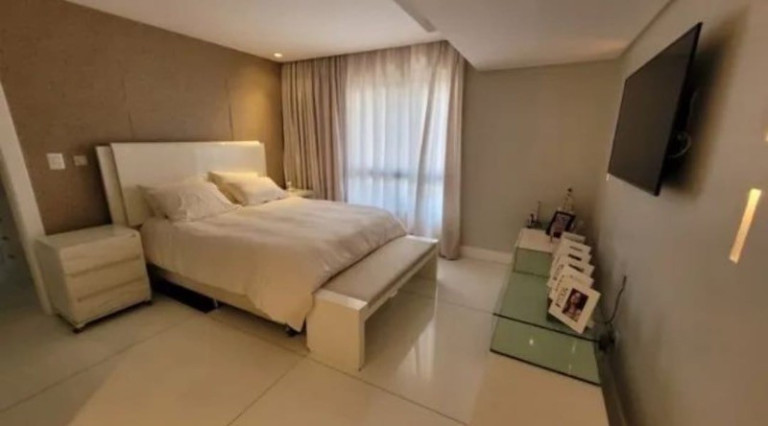 Imagem Imóvel com 4 Quartos à Venda, 199 m² em Ondina - Salvador Imagem Imóvel com 4 Quartos à Venda, 199 m² em Ondina - Salvador