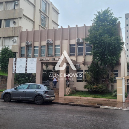 Imóvel Comercial à Venda,  em Centro - Cruz Alta