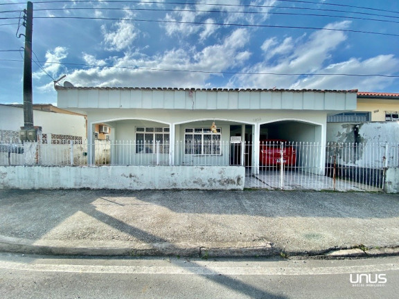 Imagem Casa com 3 Quartos à Venda, 330 m² em Areias - São José Imagem Casa com 3 Quartos à Venda, 330 m² em Areias - São José
