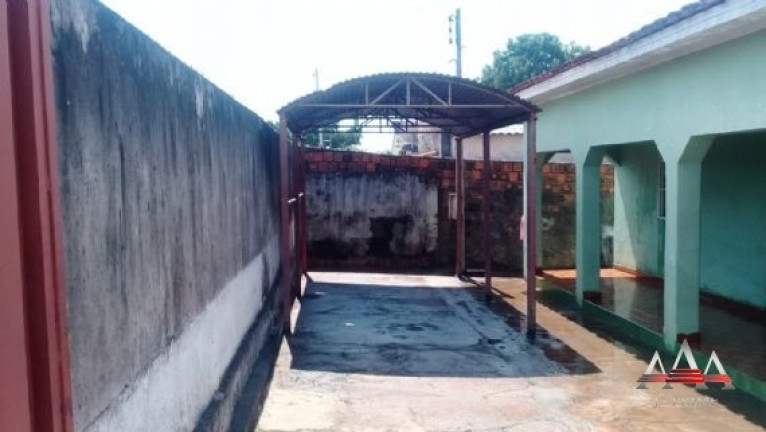 Imagem Casa com 3 Quartos à Venda, 364 m² em Jardim Glória L - Várzea Grande
