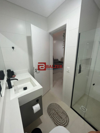 Imagem Apartamento com 1 Quarto à Venda, 71 m² em Estreito - Florianópolis