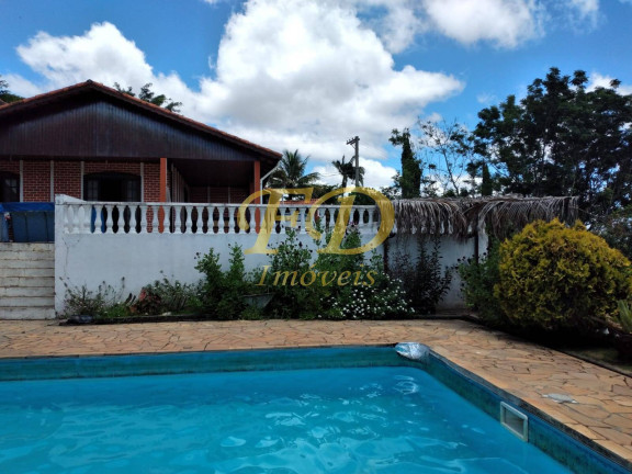 Chácara com 3 Quartos à Venda, 1.250 m² em Atibaia