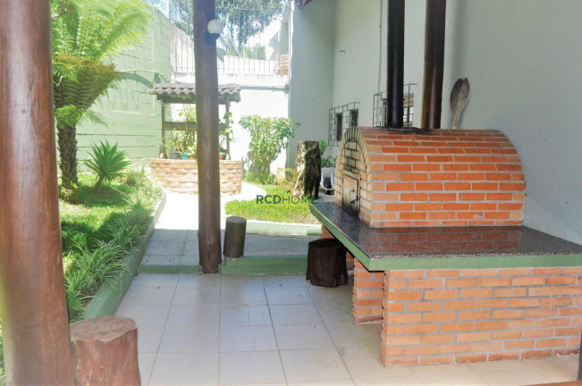 Imagem Casa com 4 Quartos à Venda, 146 m² em Vista Alegre - Curitiba