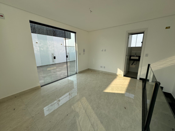 Imagem Imóvel com 3 Quartos à Venda, 120 m² em R$670.000,00 // Copacabana - Belo Horizonte Imagem Imóvel com 3 Quartos à Venda, 120 m² em R$670.000,00 // Copacabana - Belo Horizonte