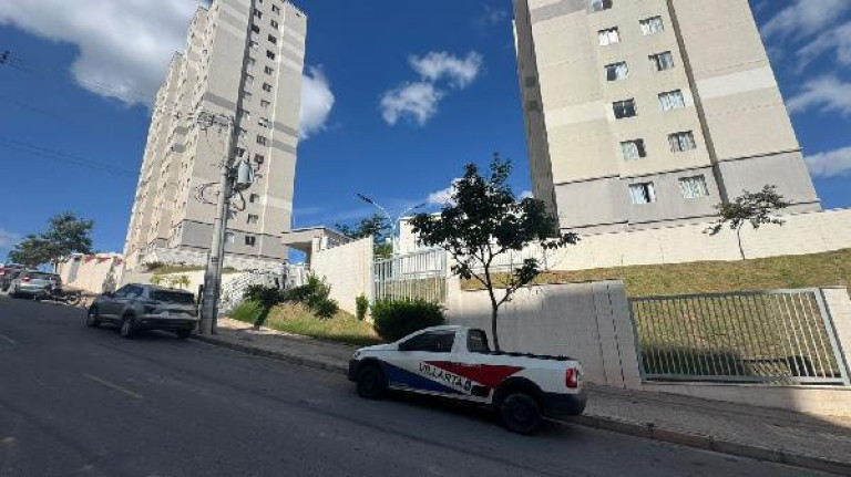 Apartamento com 2 Quartos à Venda,  em Mantiqueira - Belo Horizonte