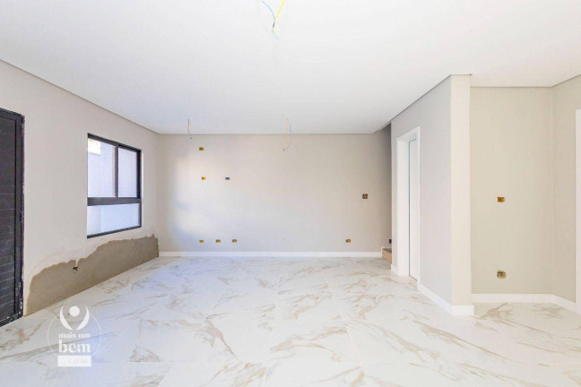 Imagem Sobrado com 3 Quartos à Venda, 111 m² em Santa Cândida - Curitiba Imagem Sobrado com 3 Quartos à Venda, 111 m² em Santa Cândida - Curitiba