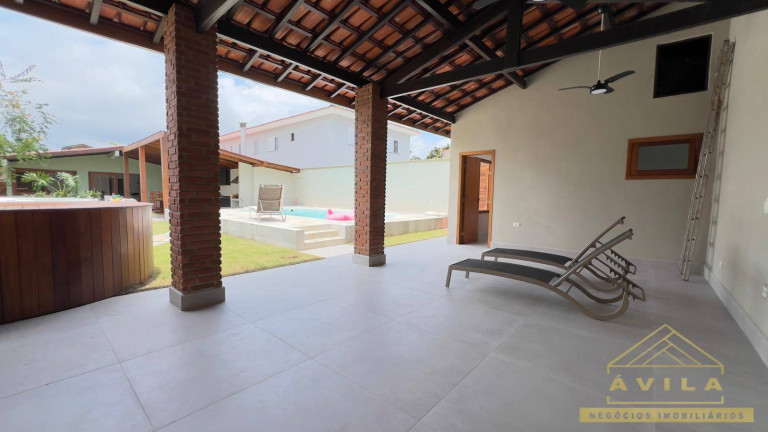 Imagem Casa com 4 Quartos à Venda, em Bertioga Imagem Casa com 4 Quartos à Venda, em Bertioga