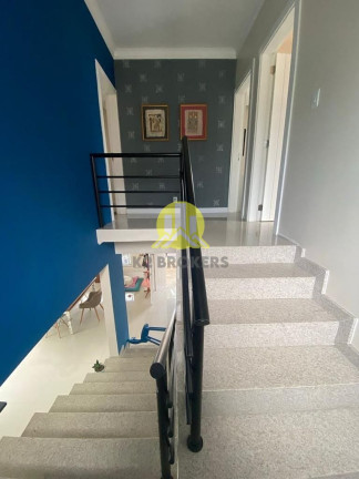 Imagem Casa com 3 Quartos à Venda, 347 m² em Centro - Balneário Camboriú Imagem Casa com 3 Quartos à Venda, 347 m² em Centro - Balneário Camboriú