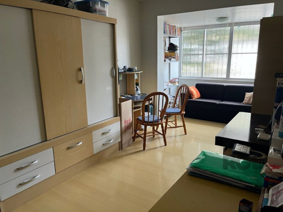 Imagem Imóvel com 2 Quartos à Venda,  em Petrópolis - Porto Alegre