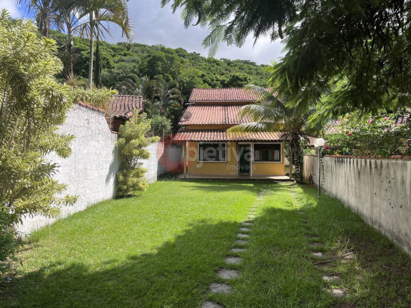 Casa com 4 Quartos à Venda, 180 m² em Peró - Cabo Frio