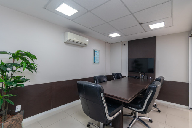 Imagem Sala Comercial à Venda, 344 m² em Moinhos De Vento - Porto Alegre Imagem Sala Comercial à Venda, 344 m² em Moinhos De Vento - Porto Alegre
