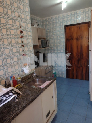 Imagem Apartamento com 2 Quartos à Venda, 67 m² em Teresópolis - Porto Alegre
