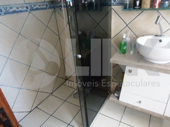 Imagem Casa com 3 Quartos à Venda, 200 m² em Jardim Itu - Porto Alegre Imagem Casa com 3 Quartos à Venda, 200 m² em Jardim Itu - Porto Alegre