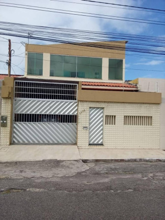 Imagem Casa com 4 Quartos à Venda, 270 m² em Cirurgia - Aracaju Imagem Casa com 4 Quartos à Venda, 270 m² em Cirurgia - Aracaju