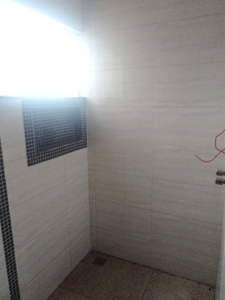 Imagem Sobrado com 3 Quartos para Alugar,  em Arapongas
