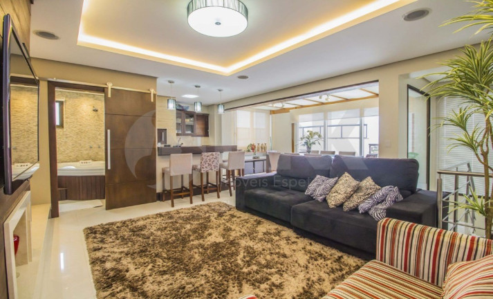 Imagem Imóvel com 3 Quartos à Venda, 260 m² em Jardim Lindóia - Porto Alegre Imagem Imóvel com 3 Quartos à Venda, 260 m² em Jardim Lindóia - Porto Alegre