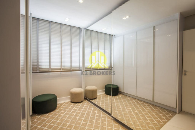 Imagem Apartamento com 4 Quartos à Venda, 167 m² em Centro - Balneário Camboriú Imagem Apartamento com 4 Quartos à Venda, 167 m² em Centro - Balneário Camboriú