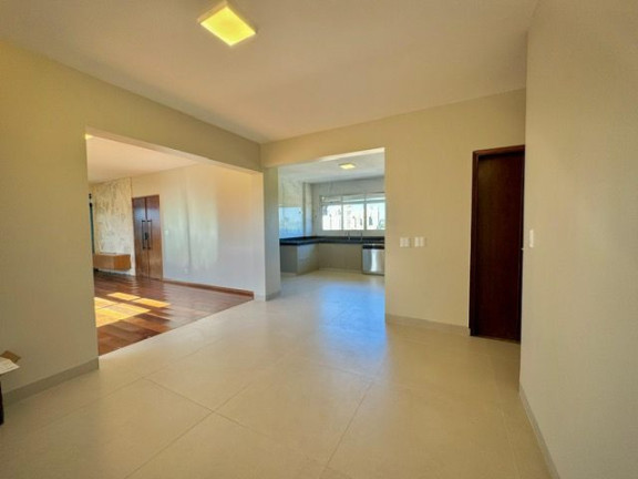 Imagem Apartamento com 3 Quartos à Venda, 197 m² em Setor Sul - Goiânia