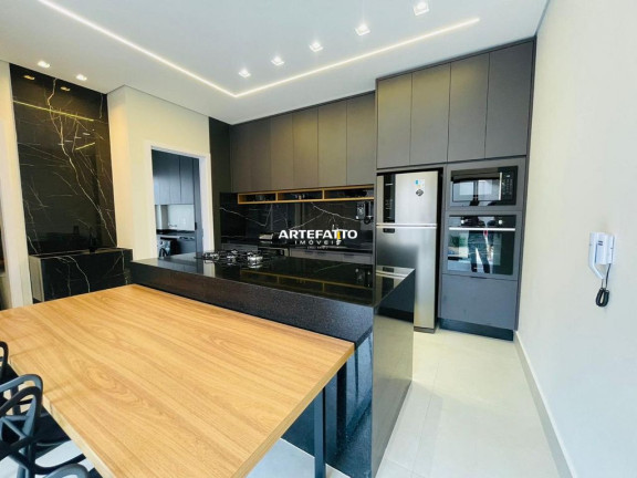 Casa com 4 Quartos à Venda, 200 m² em Centro - Franca