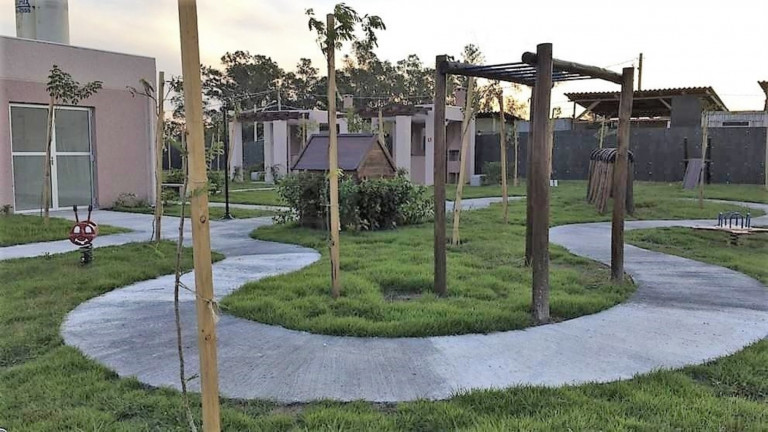Imagem Imóvel com 2 Quartos à Venda, 40 m² em Hípica - Porto Alegre Imagem Imóvel com 2 Quartos à Venda, 40 m² em Hípica - Porto Alegre