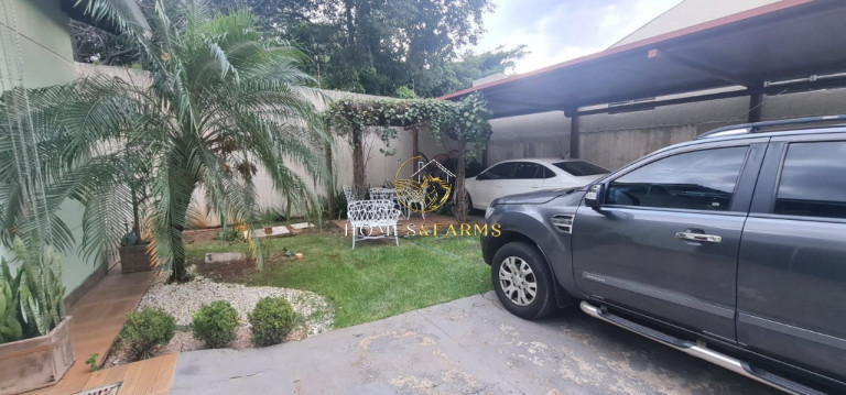 Casa com 3 Quartos à Venda, 180 m² em Vila São Luiz - Goiânia