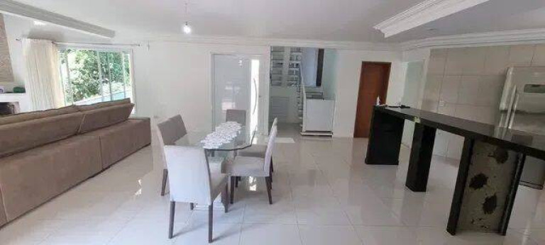 Imagem Casa com 4 Quartos à Venda, 417 m² em Mairiporã Imagem Casa com 4 Quartos à Venda, 417 m² em Mairiporã