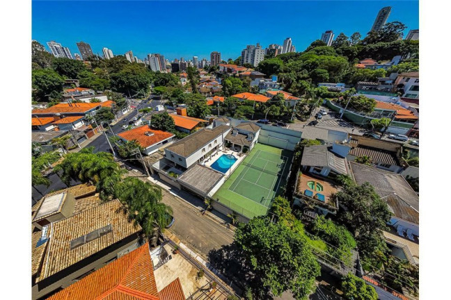 Imagem Casa com 3 Quartos à Venda, 709 m² em Pinheiros - São Paulo