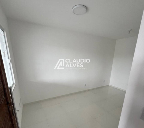 Imagem Casa de Condomínio com 2 Quartos à Venda, 70 m² em Mangabeira - Feira De Santana
