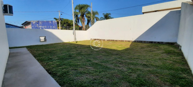 Imagem Casa com 2 Quartos à Venda, 110 m² em Juscelino Kubitschek - Santa Maria