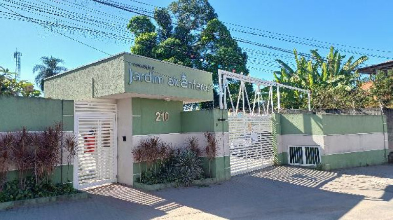 Apartamento com 2 Quartos à Venda, 77 m² em Santa Luzia - Sao Goncalo