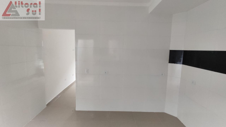 Imagem Casa com 2 Quartos à Venda, 65 m² em Real - Praia Grande Imagem Casa com 2 Quartos à Venda, 65 m² em Real - Praia Grande