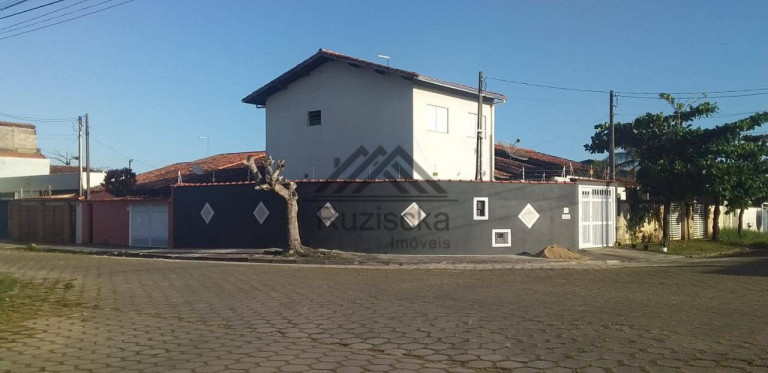 Casa com 3 Quartos à Venda, 126 m² em Jardim Grandesp - Itanhaém