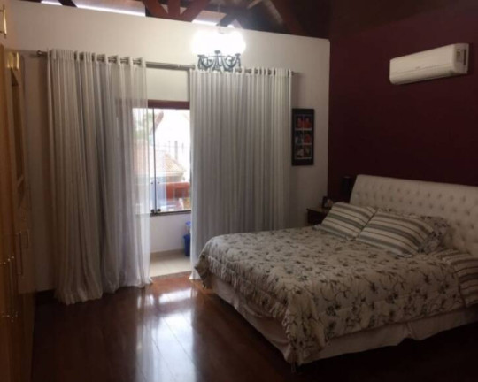 Imagem Casa com 4 Quartos à Venda, 360 m² em Alphaville - Santana De Parnaíba Imagem Casa com 4 Quartos à Venda, 360 m² em Alphaville - Santana De Parnaíba