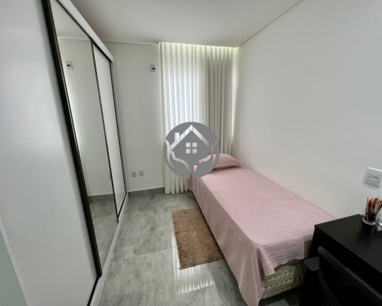 Casa com 3 Quartos à Venda, 145 m² em Parque Xangri-lá - Contagem