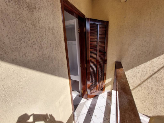Imagem Sobrado com 2 Quartos à Venda,  em Guilhermina - Praia Grande