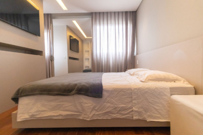 Imagem Imóvel com 1 Quarto à Venda, 121 m² em Pinheiros - São Paulo Imagem Imóvel com 1 Quarto à Venda, 121 m² em Pinheiros - São Paulo