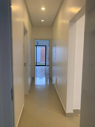Imagem Casa de Condomínio com 3 Quartos à Venda, 275 m² em Ponta Negra - Manaus Imagem Casa de Condomínio com 3 Quartos à Venda, 275 m² em Ponta Negra - Manaus