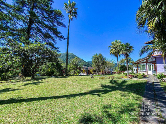 Imagem Casa com 5 Quartos à Venda, 443 m² em Comary - Teresópolis Imagem Casa com 5 Quartos à Venda, 443 m² em Comary - Teresópolis