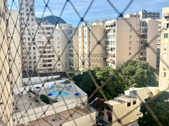 Imagem Imóvel com 2 Quartos à Venda, 59 m² em Copacabana - Rio De Janeiro Imagem Imóvel com 2 Quartos à Venda, 59 m² em Copacabana - Rio De Janeiro
